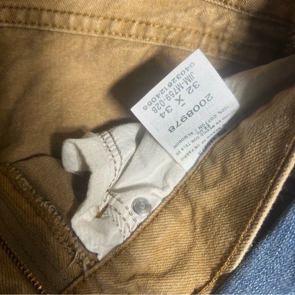 Assorted Denim Jeans Collection - Picture 5 of 6